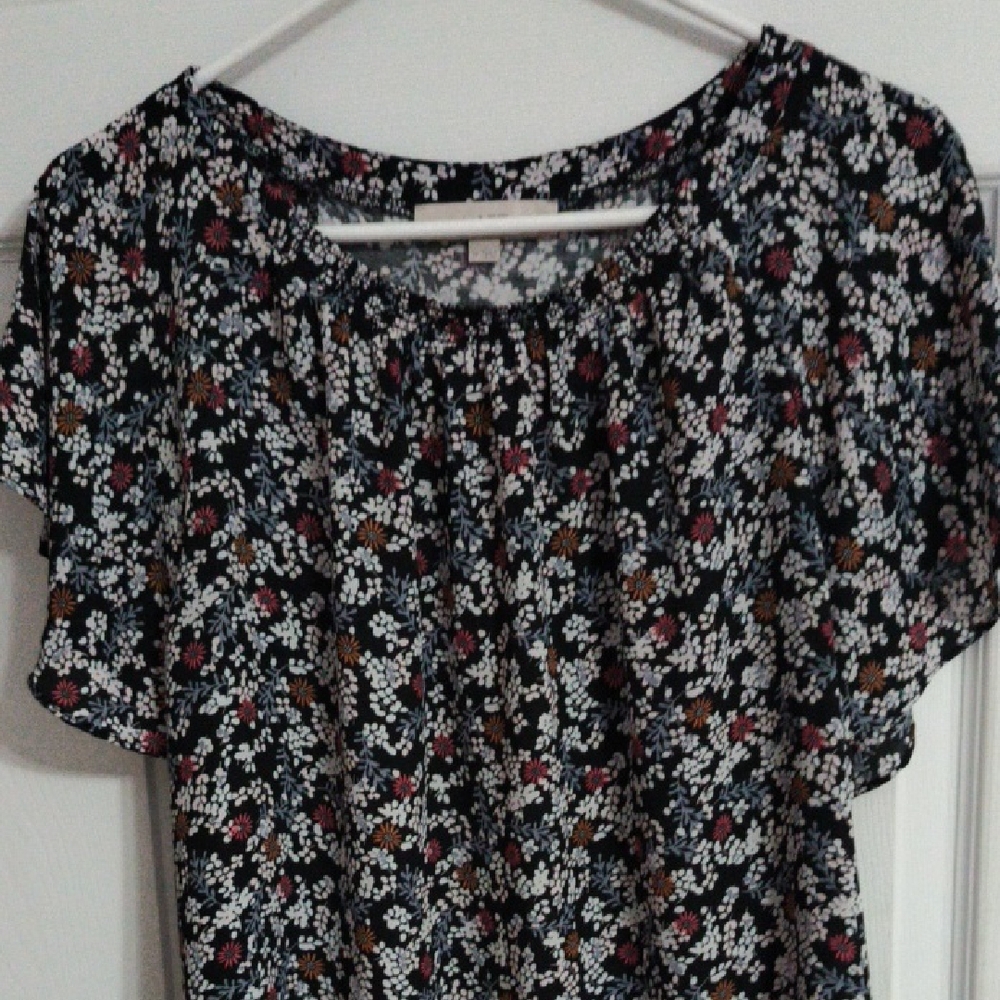 LOFT Multicolor Floral Blouse